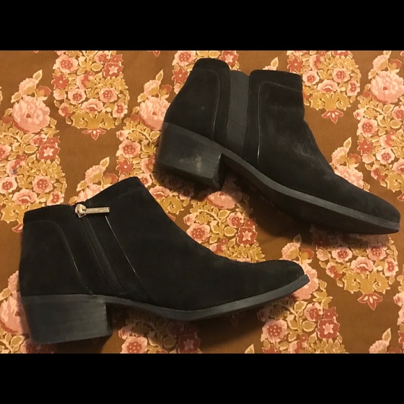 karl lagerfeld paris saxe ankle boot